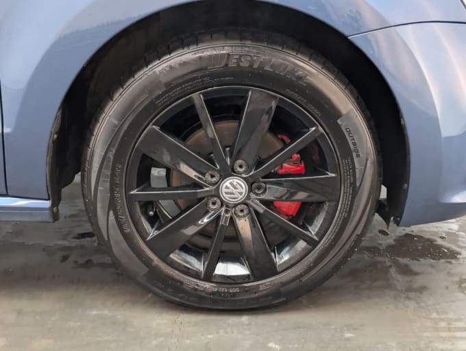 2015 Volkswagen Polo