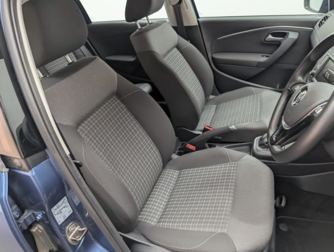 2015 Volkswagen Polo