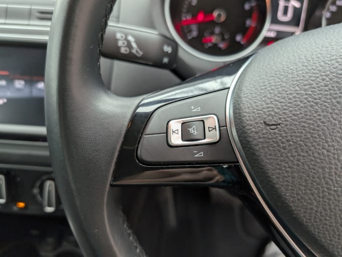 2015 Volkswagen Polo