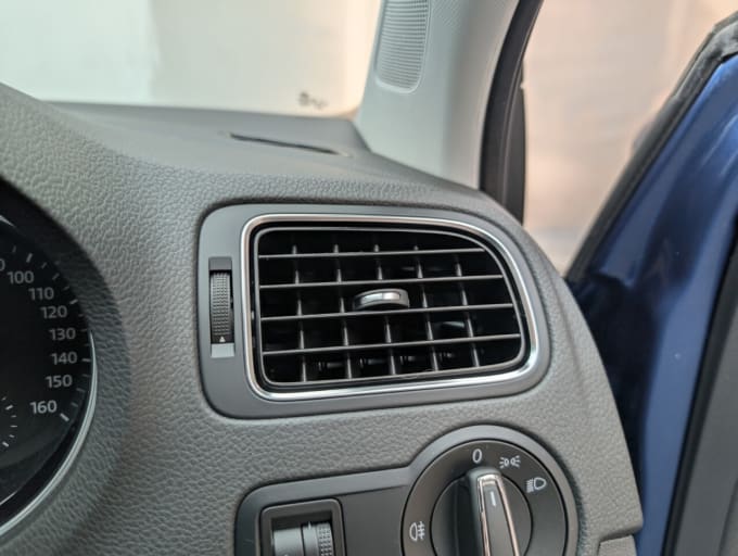 2015 Volkswagen Polo