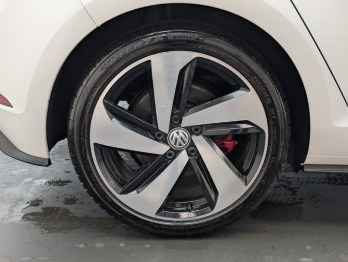 2018 Volkswagen Golf