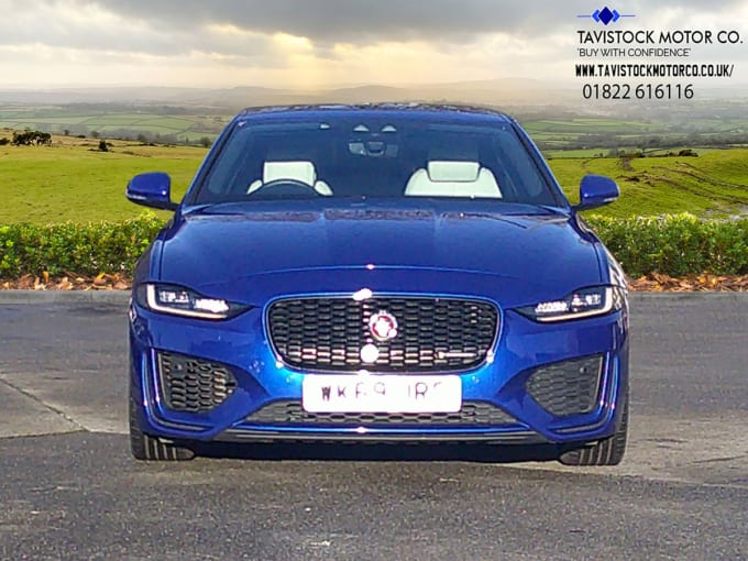 2025 Jaguar Xe