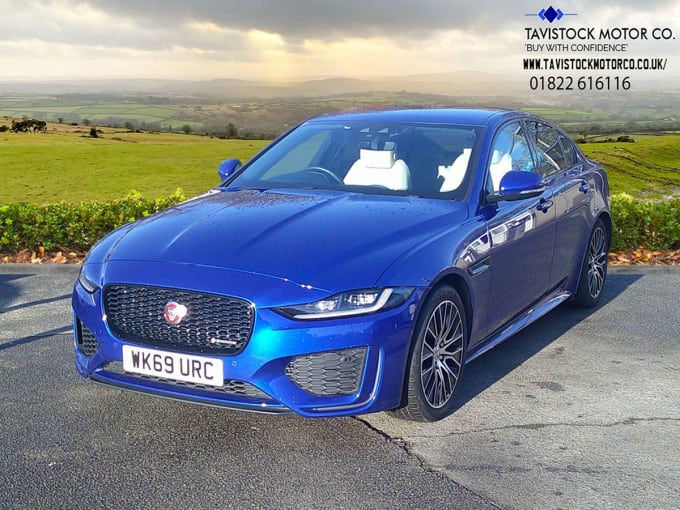 2025 Jaguar Xe