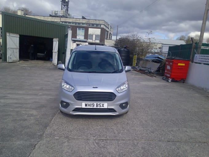 2025 Ford Transit Courier