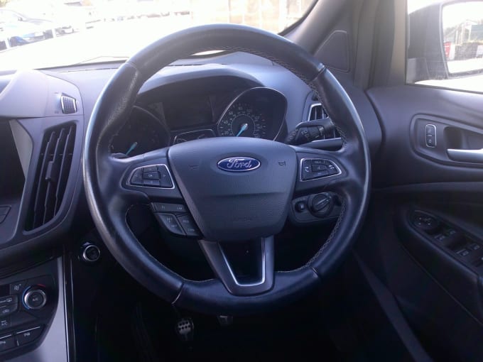 2025 Ford Kuga