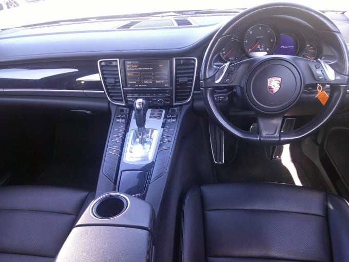 2025 Porsche Panamera