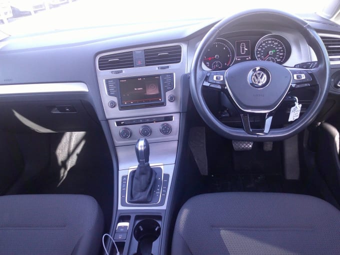 2025 Volkswagen Golf