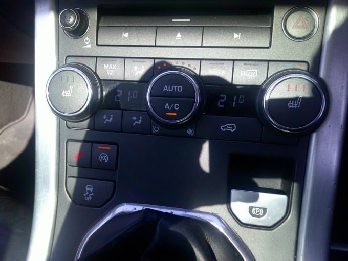 2025 Land Rover Range Rover Evoque