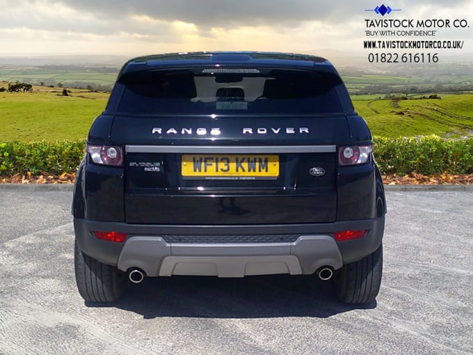 2025 Land Rover Range Rover Evoque