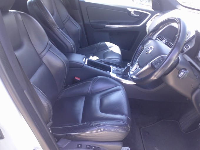 2025 Volvo Xc60