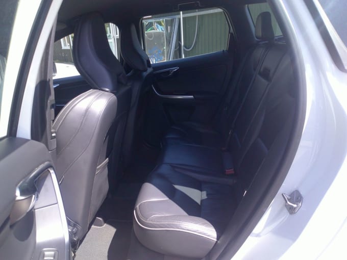 2025 Volvo Xc60