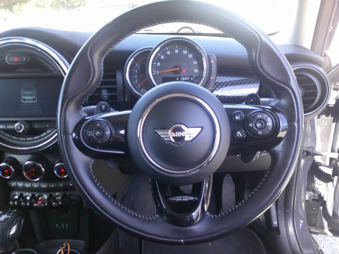 2025 Mini Hatch