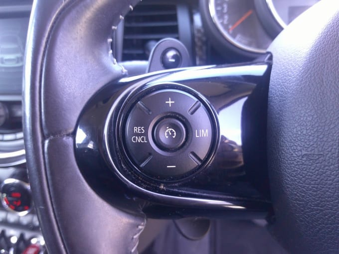 2025 Mini Hatch