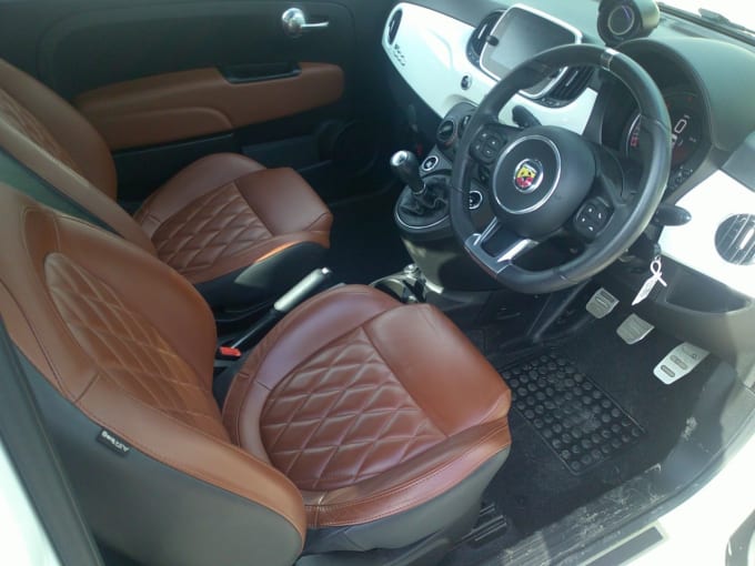 2025 Abarth 595