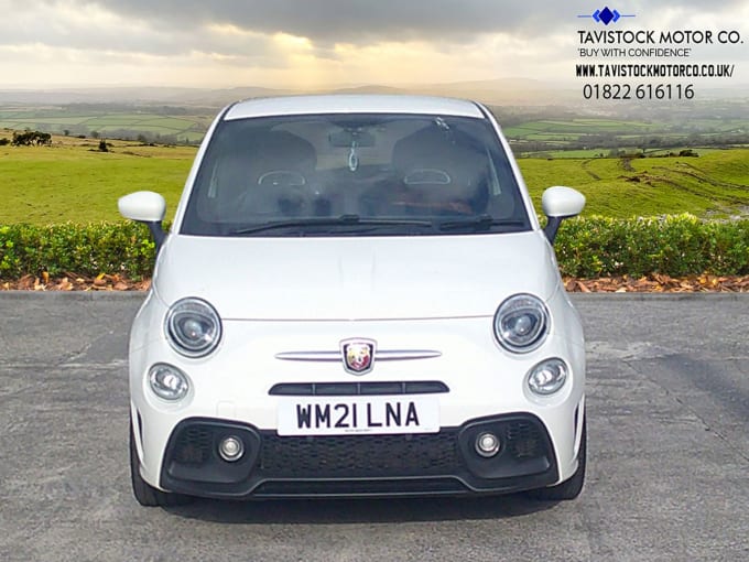 2025 Abarth 595