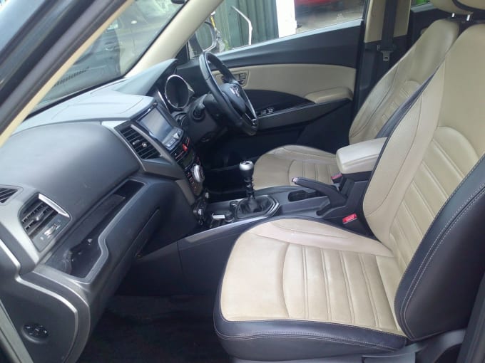2025 Ssangyong Tivoli Xlv