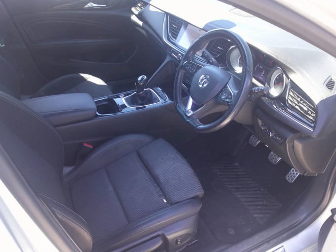 2025 Vauxhall Insignia