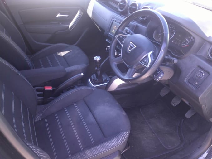 2025 Dacia Duster
