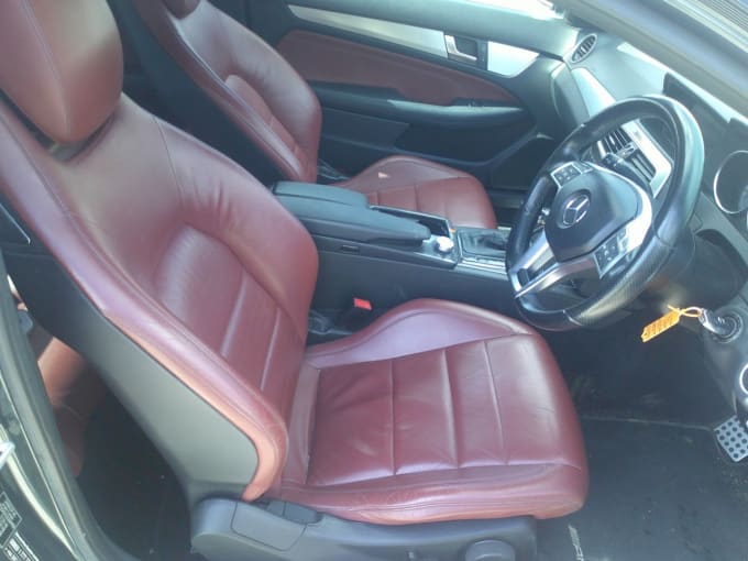 2025 Mercedes-benz C-class