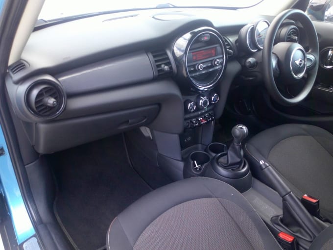 2025 Mini Hatch