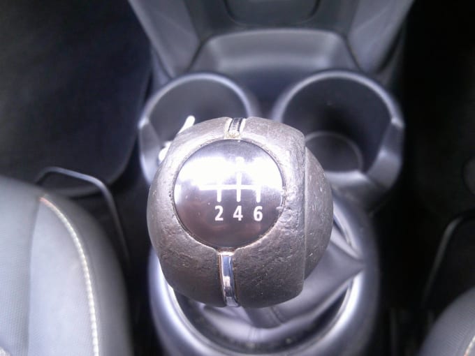 2025 Mini Hatch
