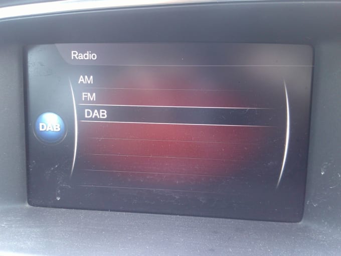 2025 Volvo V40