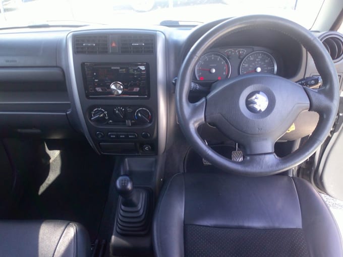 2025 Suzuki Jimny