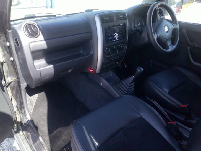 2025 Suzuki Jimny