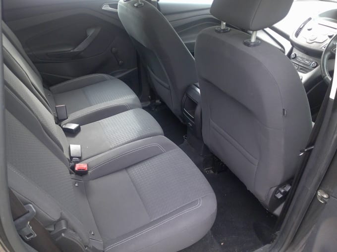 2025 Ford C-max
