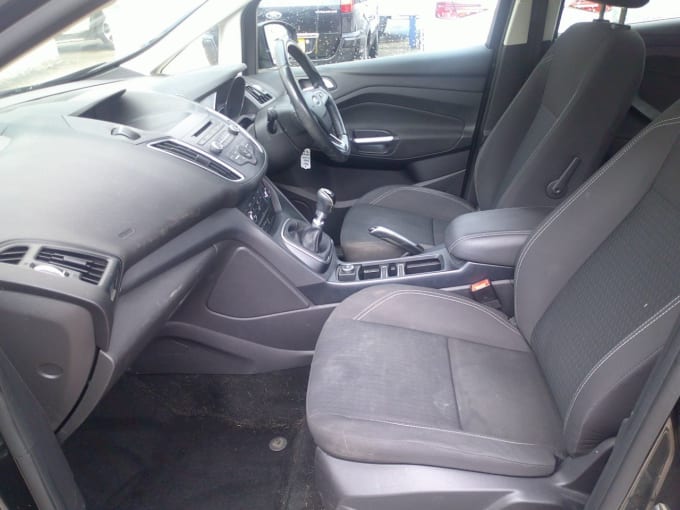 2025 Ford C-max