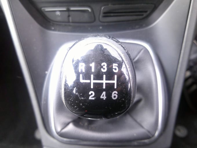 2025 Ford C-max