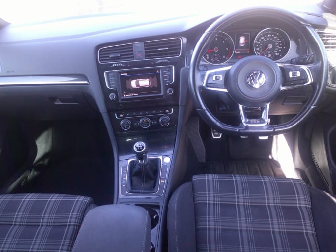 2025 Volkswagen Golf