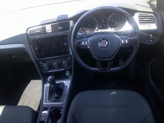 2025 Volkswagen Golf