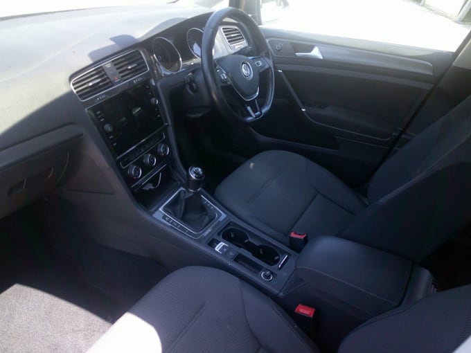 2025 Volkswagen Golf