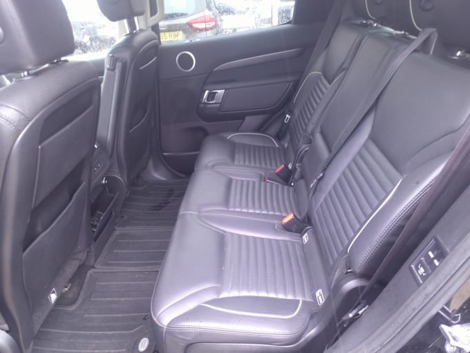 2025 Land Rover Discovery
