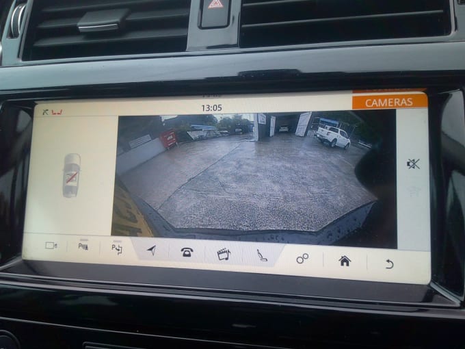 2025 Land Rover Discovery