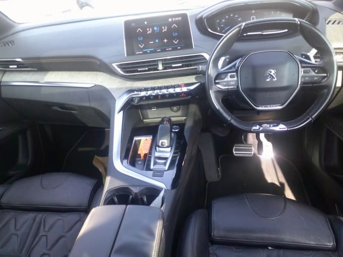 2025 Peugeot 3008