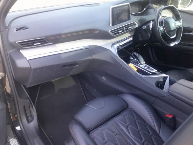 2025 Peugeot 3008