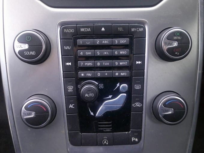2025 Volvo V70