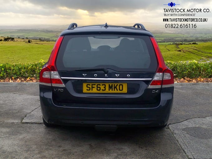 2025 Volvo V70