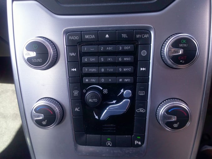 2025 Volvo V70