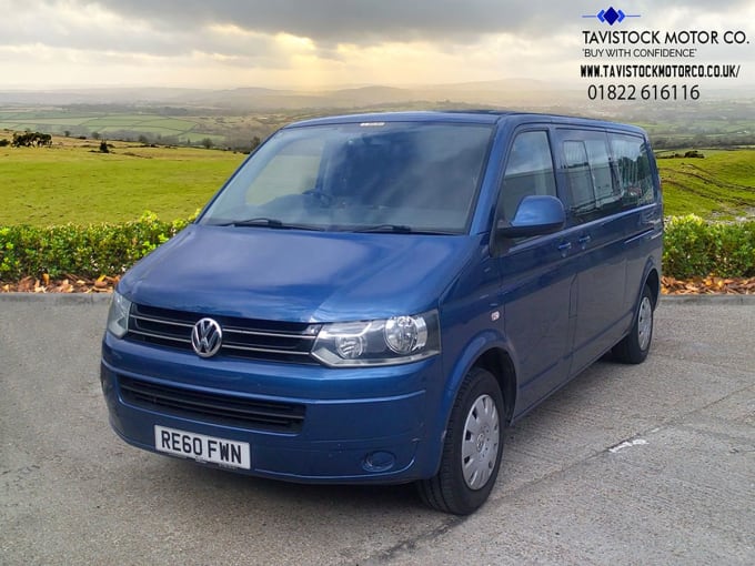 2025 Volkswagen Transporter Shuttle