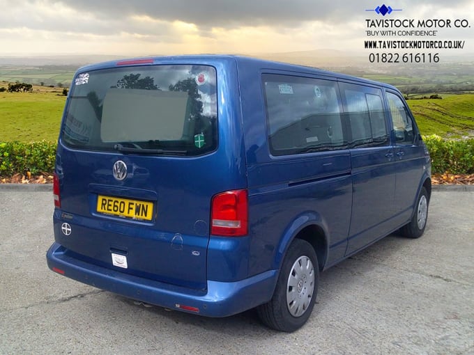 2025 Volkswagen Transporter Shuttle