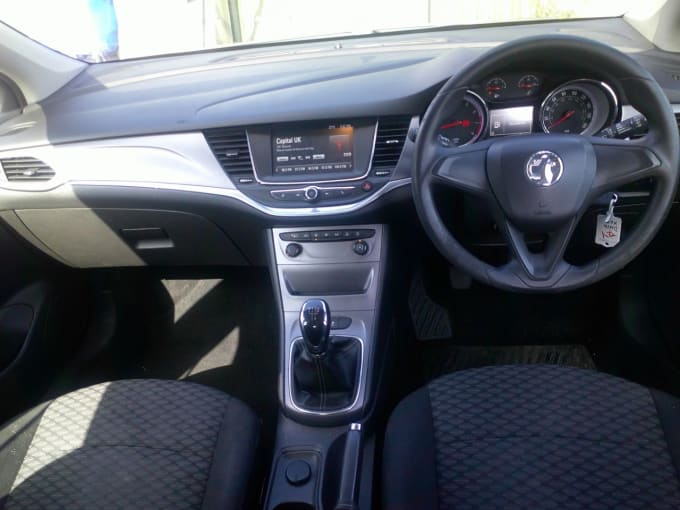 2025 Vauxhall Astra