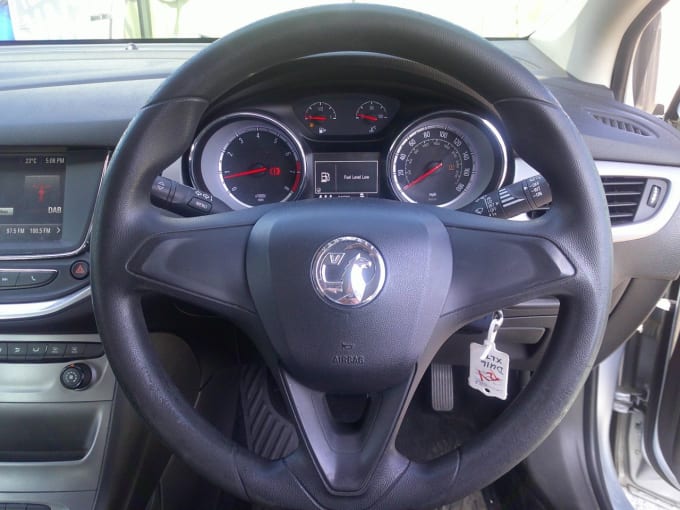 2025 Vauxhall Astra