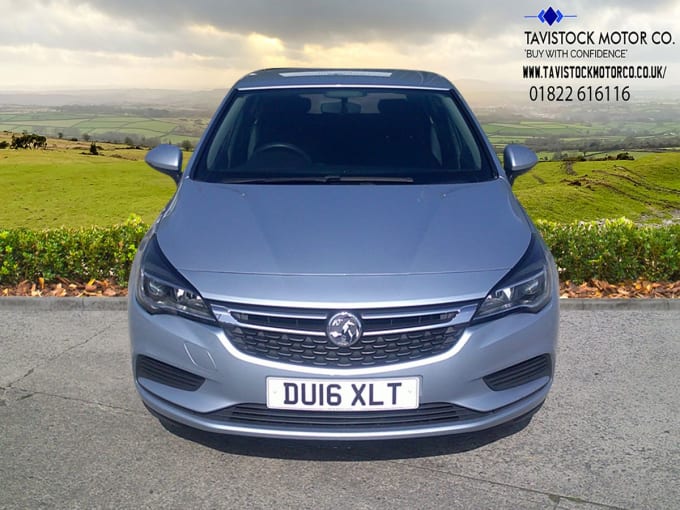 2025 Vauxhall Astra