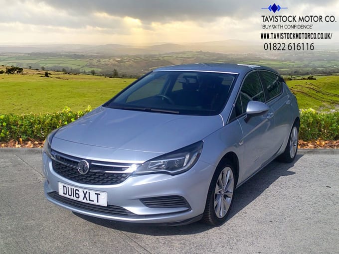 2025 Vauxhall Astra