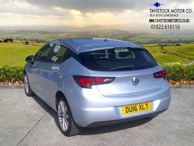 2025 Vauxhall Astra