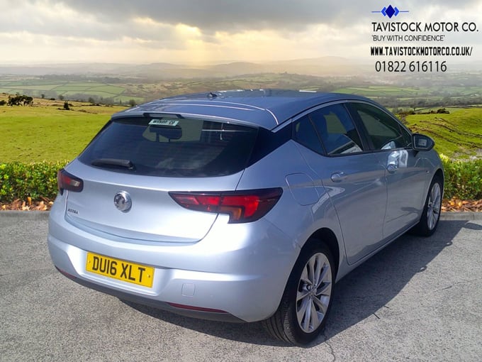 2025 Vauxhall Astra