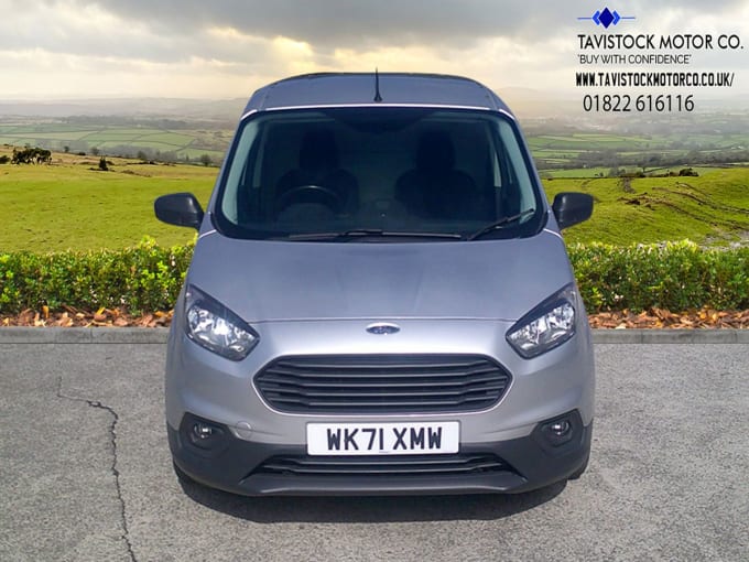 2021 Ford Transit Courier